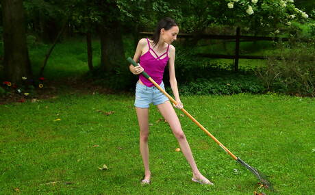 ALS Scan offers a free xxx photo gallery with Aria Haze in piss session