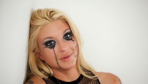 Leya Falcon invite you to explore xxx pictures featuring Leya Falcon in toying cunt sex scene