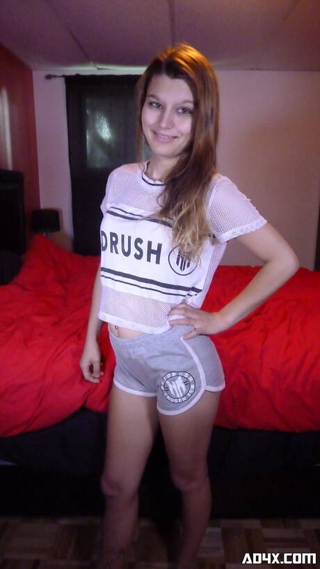 AD4X offers xxx pic gallery with  in sex scene with boy